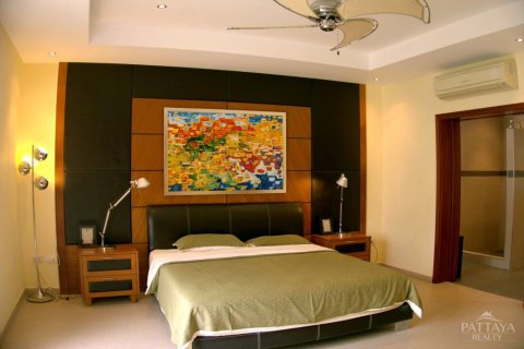 House in Pattaya, Thailand 5 bedrooms № 23316 - photo 7