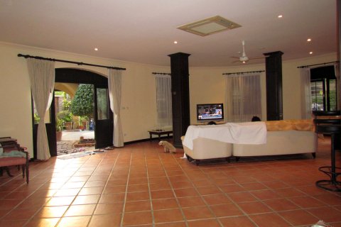 House in Pattaya, Thailand 4 bedrooms № 24068 - photo 5