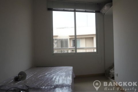 Penthouse in Bangkok, Thailand 3 bedrooms № 19440 - photo 18