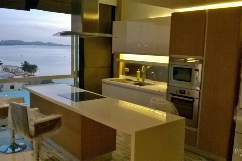 Condo on Jomtien Beach, Pattaya, Thailand, 1 bedroom  № 19714 - photo 2