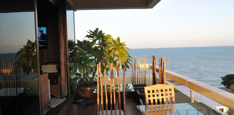 Condo on Jomtien Beach, Pattaya, Thailand, 2 bedrooms  № 21153
