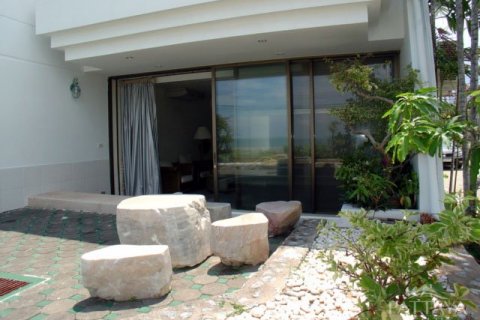 House on Jomtien Beach, Pattaya, Thailand 4 bedrooms № 22672 - photo 19