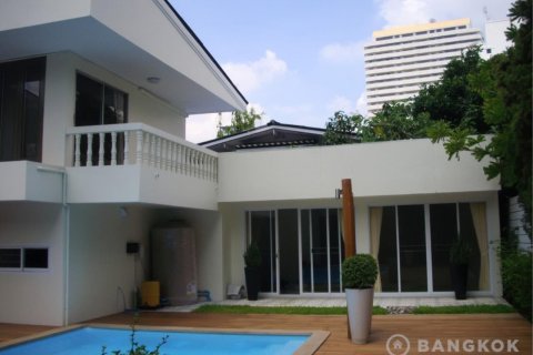 House in Bangkok, Thailand 4 bedrooms № 19453 - photo 10