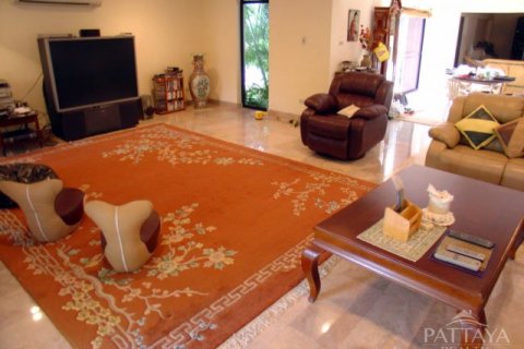 House in Pattaya, Thailand 5 bedrooms № 23245 - photo 6