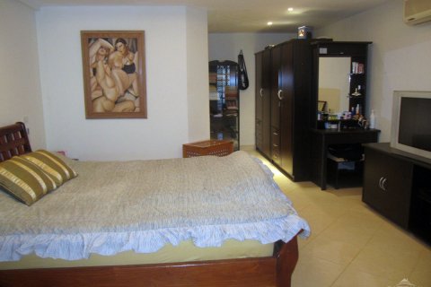 Condo in Pattaya, Thailand, 2 bedrooms  № 23299 - photo 10