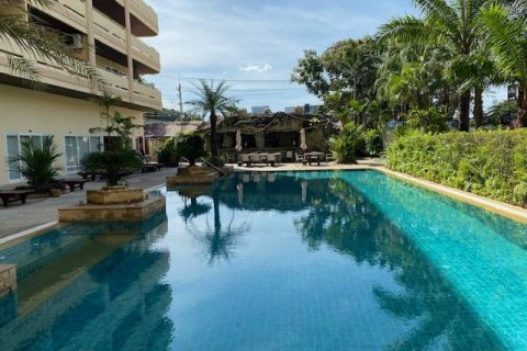 Condo in Pattaya, Thailand, 4 bedrooms  № 22261 - photo 15