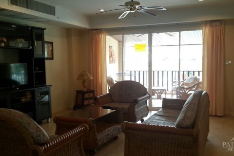 Condo on Jomtien Beach, Pattaya, Thailand, 2 bedrooms  № 24238 - photo 2