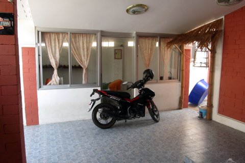 House in Pattaya, Thailand 2 bedrooms № 20557 - photo 11