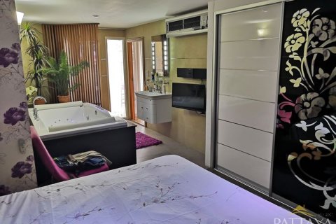 Condo on Jomtien Beach, Pattaya, Thailand, 1 bedroom  № 21314 - photo 1