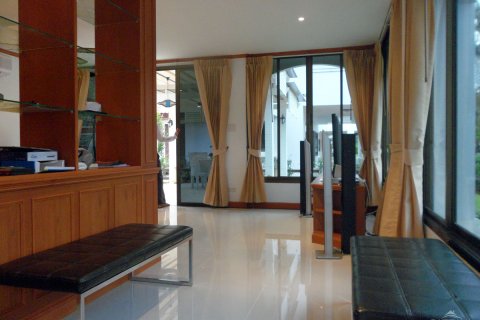 House in Pattaya, Thailand 3 bedrooms № 23006 - photo 18