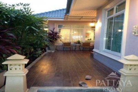 House in Pattaya, Thailand 3 bedrooms № 24384 - photo 11