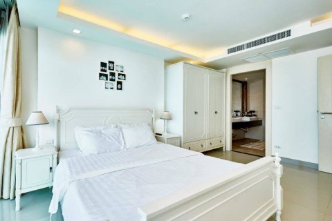 Condo in Pattaya, Thailand, 3 bedrooms  № 21623 - photo 2