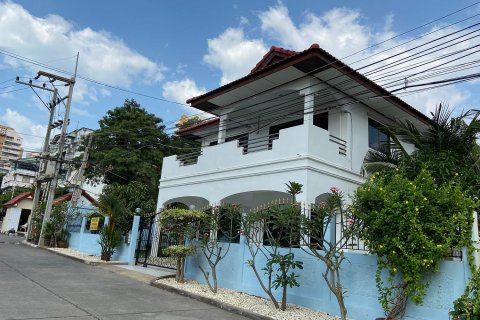 House on Jomtien Beach, Pattaya, Thailand 3 bedrooms № 21938 - photo 26