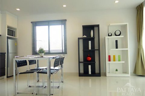 Condo in Pattaya, Thailand, 3 bedrooms  № 20137 - photo 4