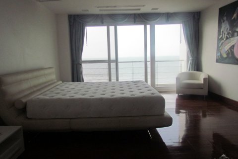 Condo in Pattaya, Thailand, 4 bedrooms  № 24185 - photo 3