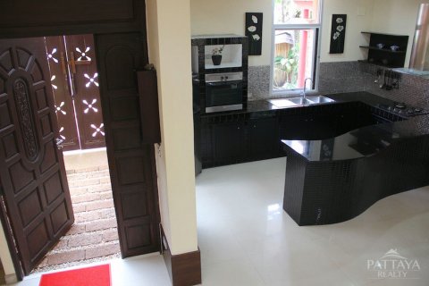 House in Pattaya, Thailand 3 bedrooms № 20624 - photo 14