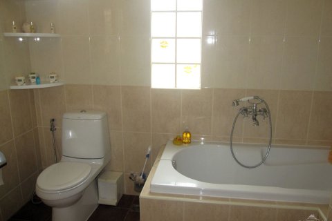 House in Pattaya, Thailand 5 bedrooms № 22941 - photo 5