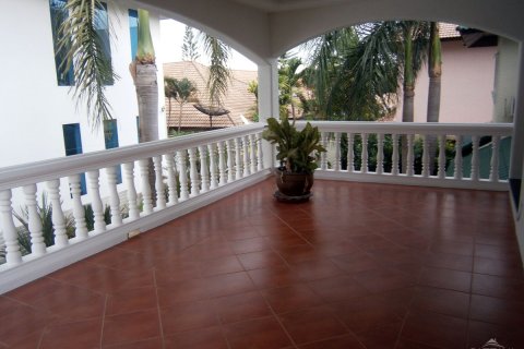 House in Pattaya, Thailand 3 bedrooms № 24158 - photo 12