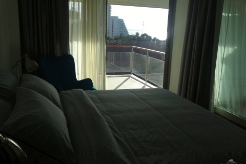 Condo in Pattaya, Thailand, 2 bedrooms  № 24213 - photo 6