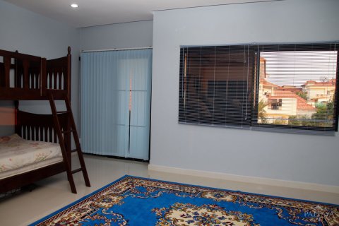 House in Pattaya, Thailand 4 bedrooms № 24169 - photo 15