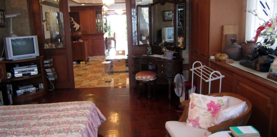 Condo on Jomtien Beach, Pattaya, Thailand, 3 bedrooms  № 23088