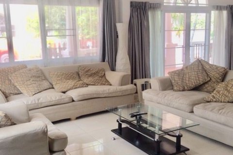 House in Pattaya, Thailand 3 bedrooms № 20937 - photo 18