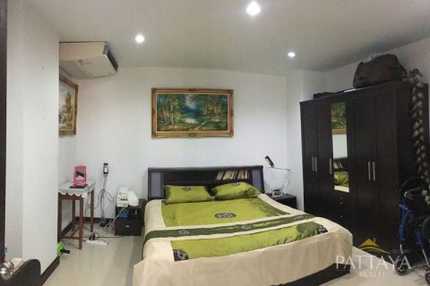 Condo on Jomtien Beach, Pattaya, Thailand, 2 bedrooms  № 21182 - photo 9