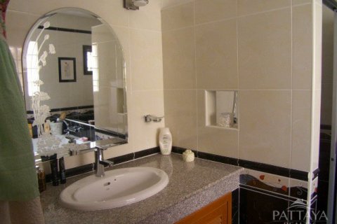 House in Pattaya, Thailand 3 bedrooms № 22036 - photo 14