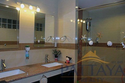 House in Pattaya, Thailand 4 bedrooms № 21207 - photo 12