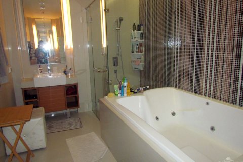 Condo in Pattaya, Thailand, 2 bedrooms  № 24253 - photo 8