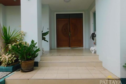 House in Pattaya, Thailand 4 bedrooms № 21236 - photo 10