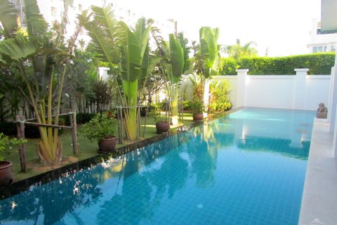 House on Jomtien Beach, Pattaya, Thailand 4 bedrooms № 20224 - photo 4