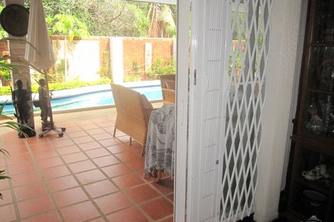 House in Pattaya, Thailand 4 bedrooms № 22891 - photo 9