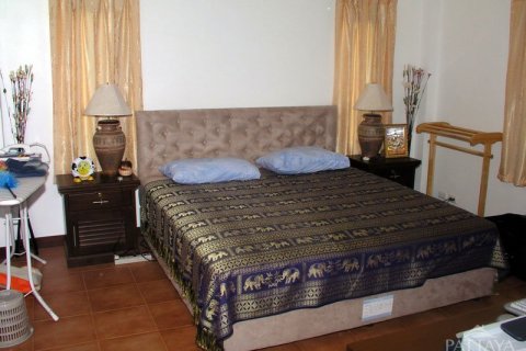House in Pattaya, Thailand 4 bedrooms № 24381 - photo 24