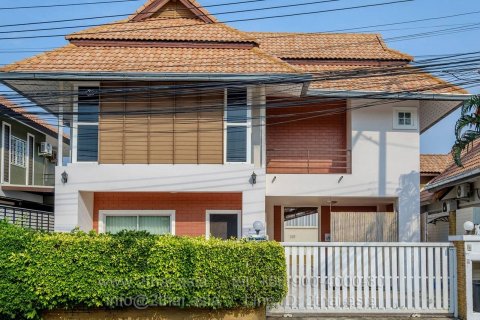 House in Pattaya, Thailand 4 bedrooms № 22216 - photo 19