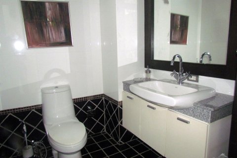 House in Pattaya, Thailand 3 bedrooms № 23014 - photo 13