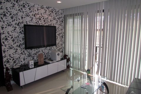 Condo in Pattaya, Thailand, 2 bedrooms  № 23414 - photo 7