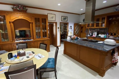 House in Pattaya, Thailand 4 bedrooms № 22339 - photo 5