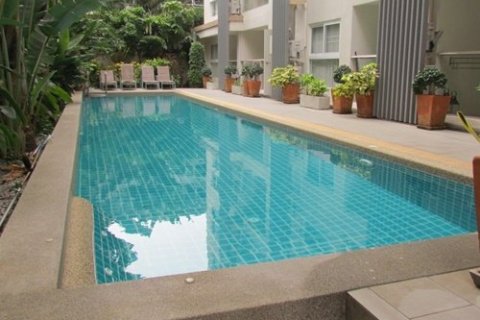 Condo in Pattaya, Thailand, 3 bedrooms  № 21124 - photo 1