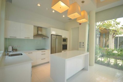 House in Phuket, Thailand 3 bedrooms № 22370 - photo 11