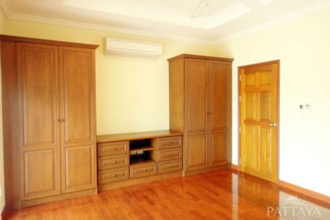 House in Pattaya, Thailand 3 bedrooms № 23483 - photo 6