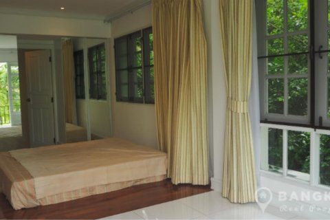 House in Bang Phli Yai, Thailand 4 bedrooms № 19438 - photo 22