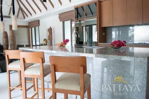House in Pattaya, Thailand 5 bedrooms № 21113 - photo 6