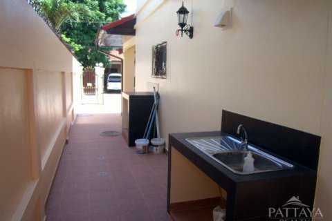 House in Pattaya, Thailand 3 bedrooms № 23990 - photo 10