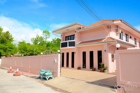 House on Jomtien Beach, Pattaya, Thailand 7 bedrooms № 20308 - photo 3