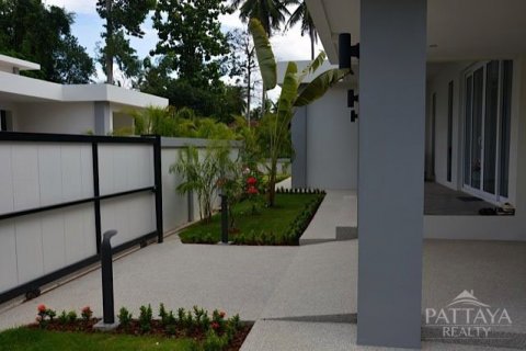 House in Pattaya, Thailand 3 bedrooms № 24451 - photo 22
