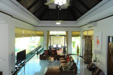 House in Bang Tao, Thailand 3 bedrooms № 3837 - photo 16