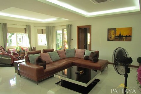 House in Pattaya, Thailand 4 bedrooms № 21274 - photo 14