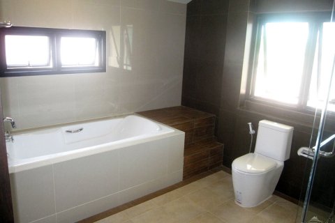 House in Pattaya, Thailand 4 bedrooms № 22897 - photo 22