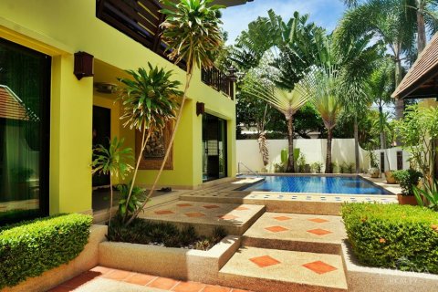 House in Pattaya, Thailand 3 bedrooms № 19972 - photo 20